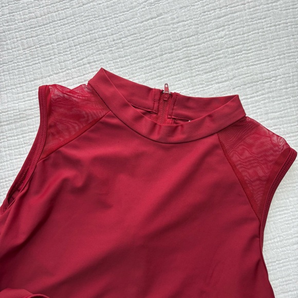Elegant Sleeveless Maroon Bodysuit - Picture 3 of 6